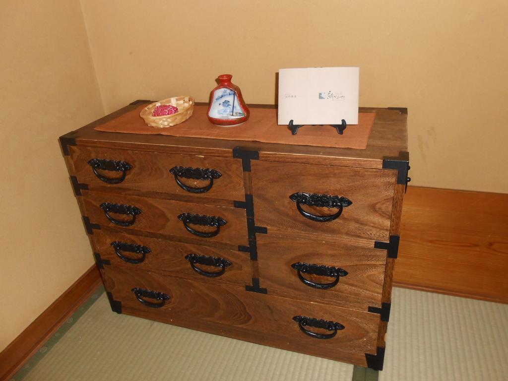 Shin Kadoya Ryokan 3*